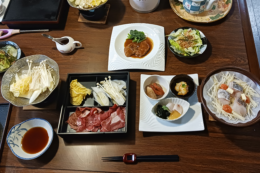 夕食